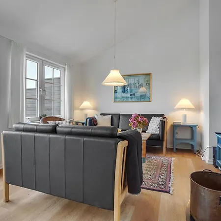 펜션 Marga - 400m From The Sea By Interhome 아벤라