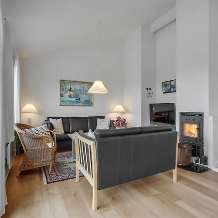 Marga - 400m From The Sea By Interhome